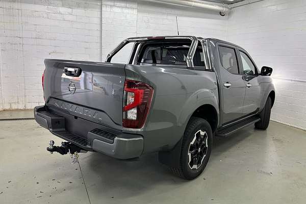 2025 Nissan Navara ST-X D23 4X4