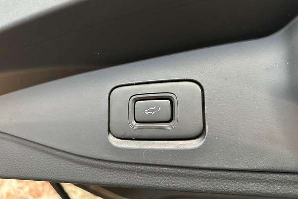 2024 Isuzu MU-X LS-U