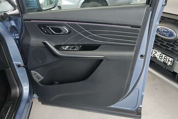 2022 LDV MIFA Luxe