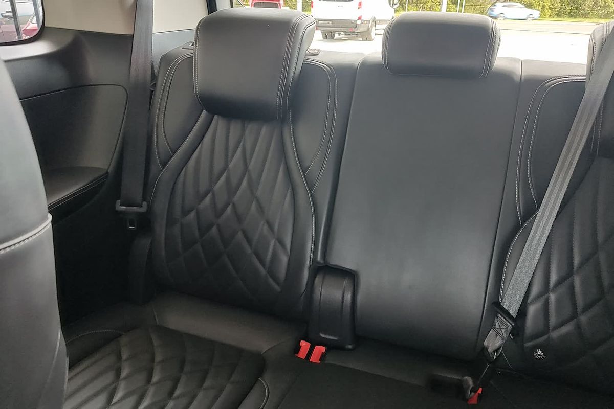 2022 LDV MIFA Luxe