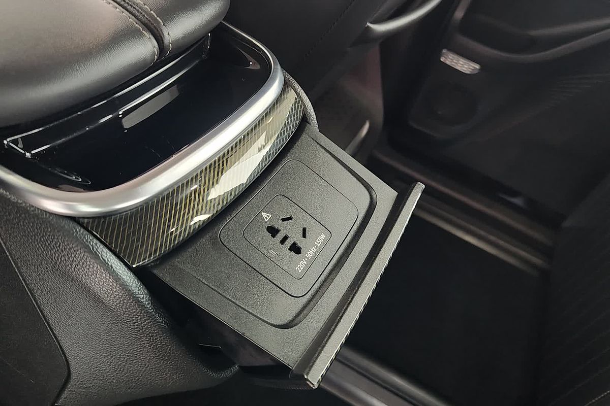 2022 LDV MIFA Luxe