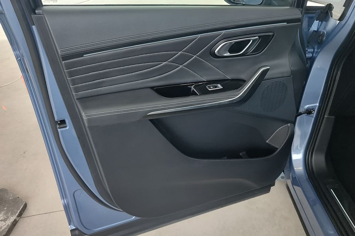 2022 LDV MIFA Luxe