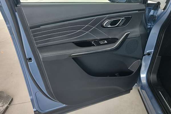 2022 LDV MIFA Luxe