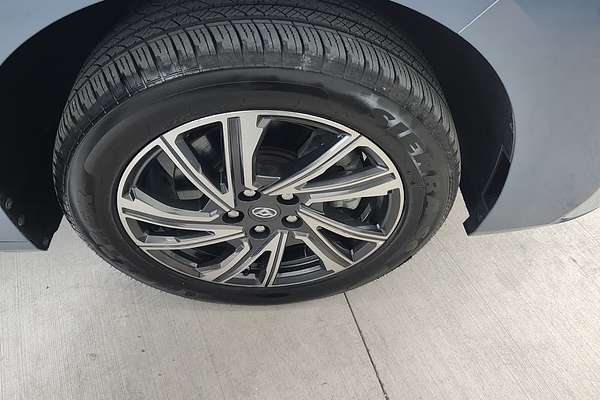 2022 LDV MIFA Luxe