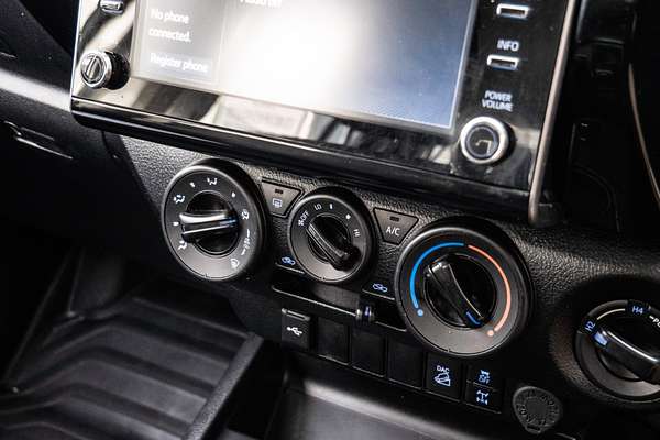 2023 Toyota Hilux SR GUN126R 4X4