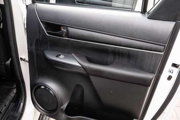 2023 Toyota Hilux SR GUN126R 4X4