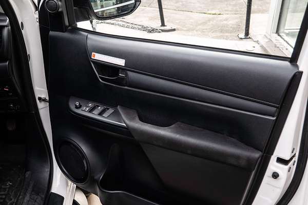2023 Toyota Hilux SR GUN126R 4X4