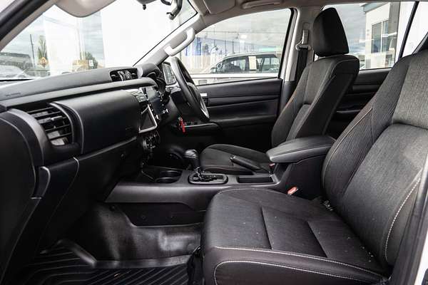 2023 Toyota Hilux SR GUN126R 4X4