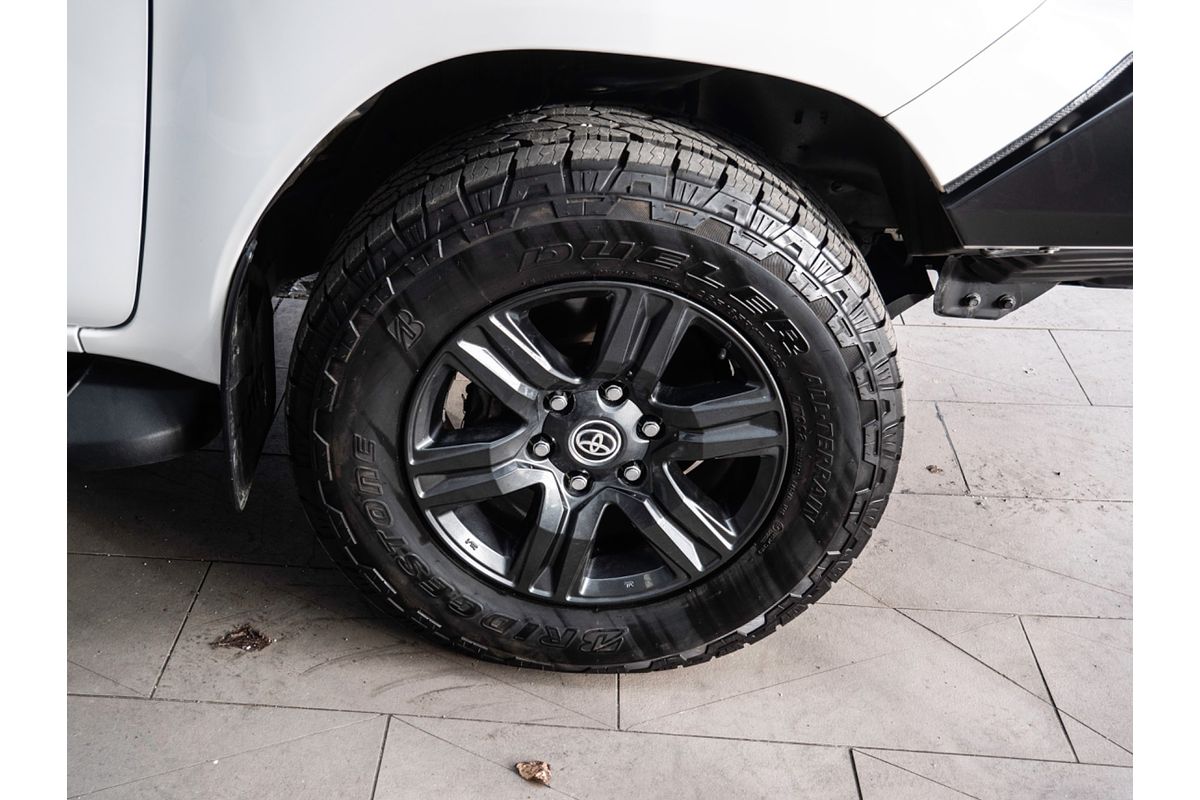 2023 Toyota Hilux SR GUN126R 4X4
