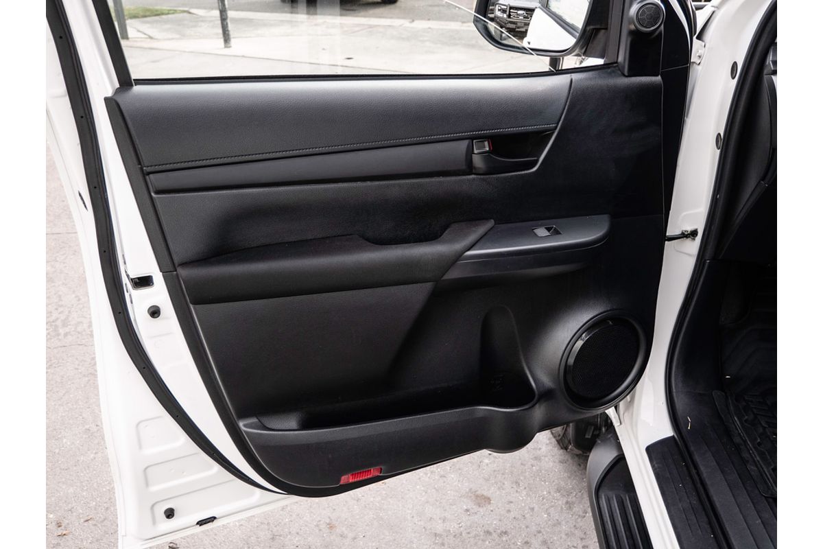 2023 Toyota Hilux SR GUN126R 4X4
