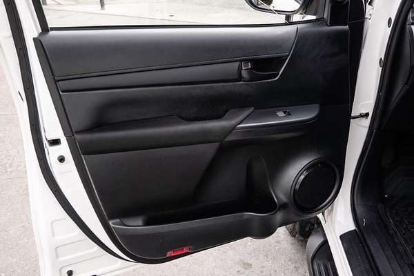 2023 Toyota Hilux SR GUN126R 4X4