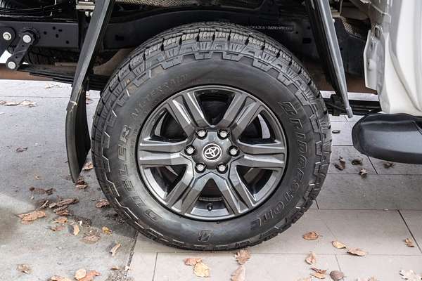 2023 Toyota Hilux SR GUN126R 4X4