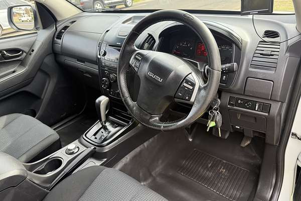 2015 Isuzu D-MAX SX 4X4