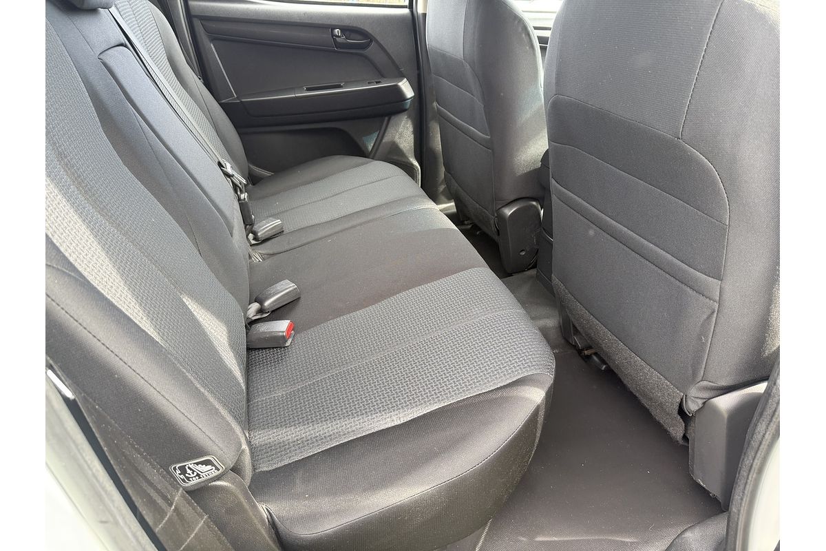 2015 Isuzu D-MAX SX 4X4
