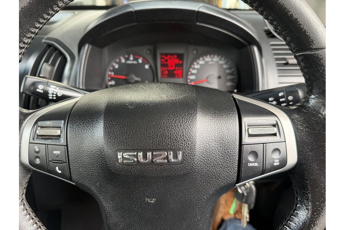 2015 Isuzu D-MAX SX 4X4