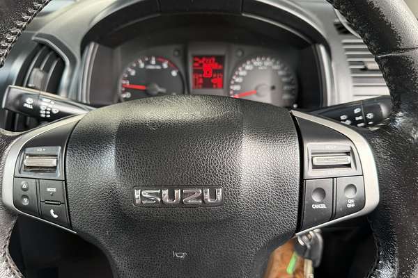 2015 Isuzu D-MAX SX 4X4