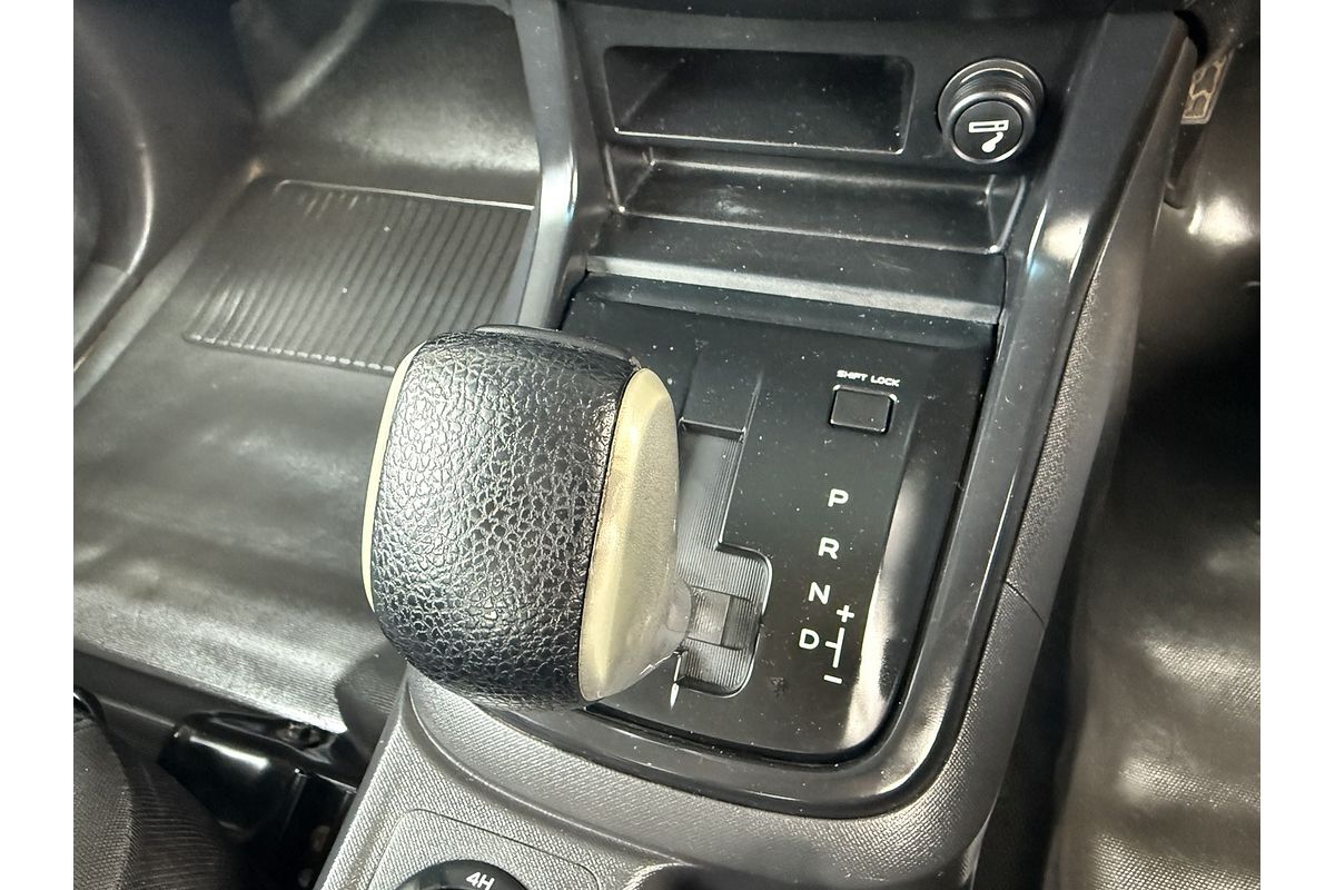 2015 Isuzu D-MAX SX 4X4
