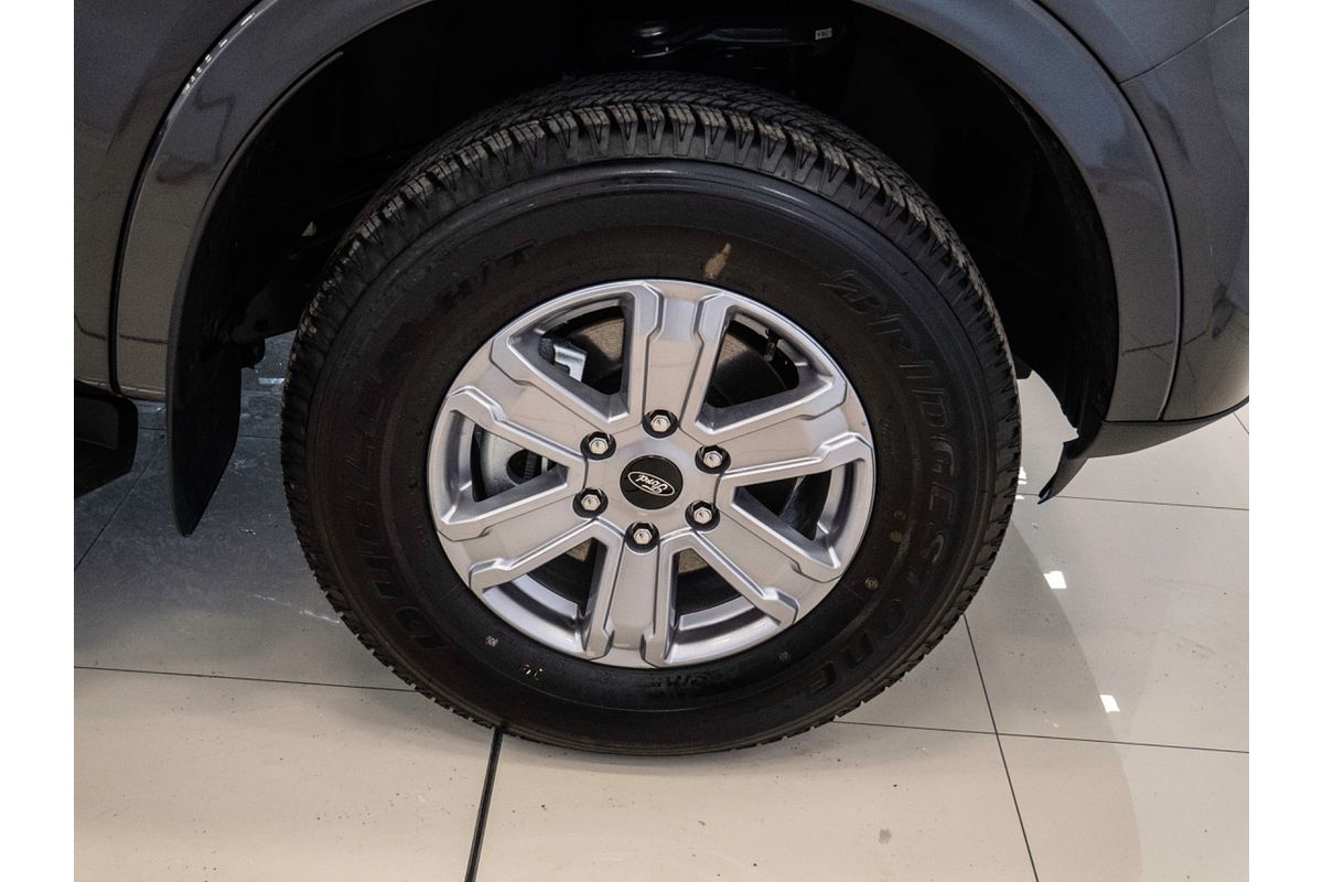 2024 Ford Everest Ambiente 2.0L