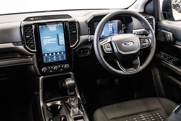 2024 Ford Everest Ambiente 2.0L