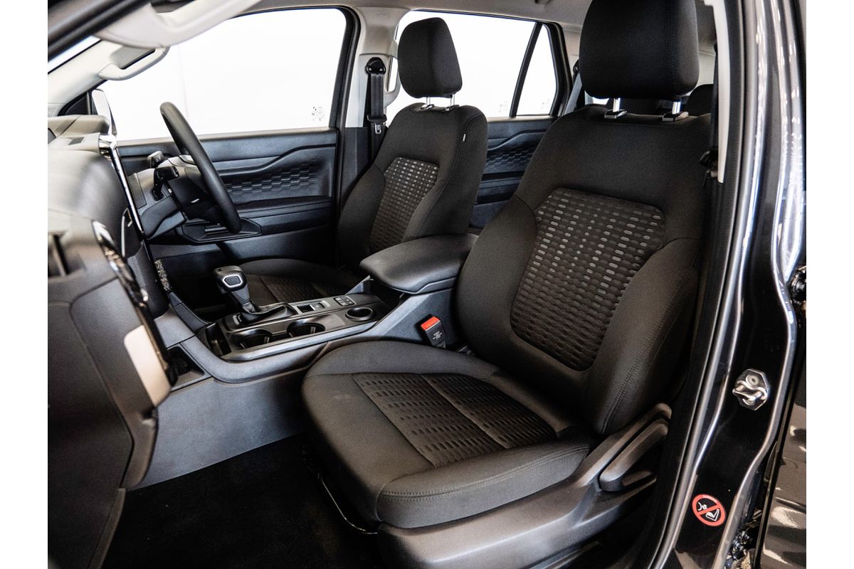 2024 Ford Everest Ambiente 2.0L