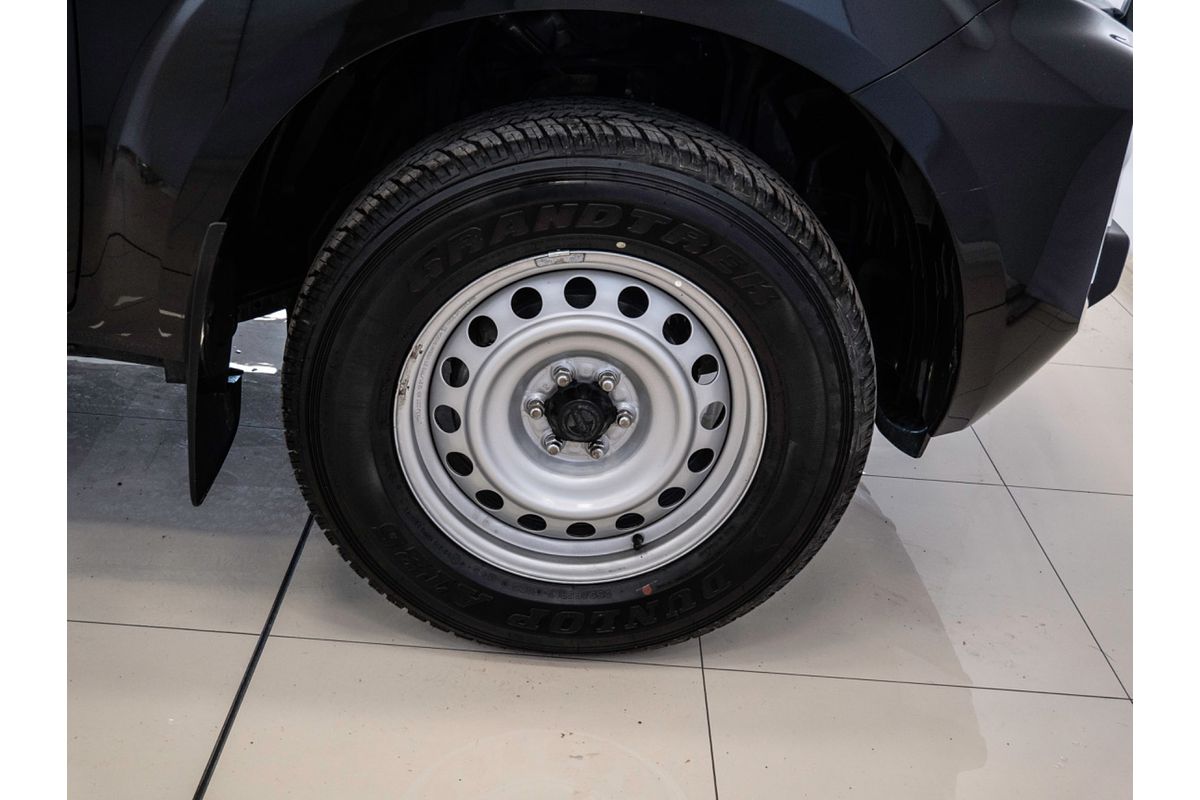 2022 Nissan Navara SL D23 Rear Wheel Drive