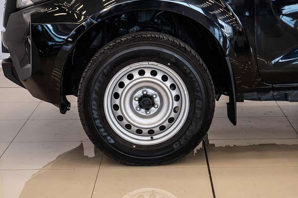 2022 Nissan Navara SL D23 Rear Wheel Drive