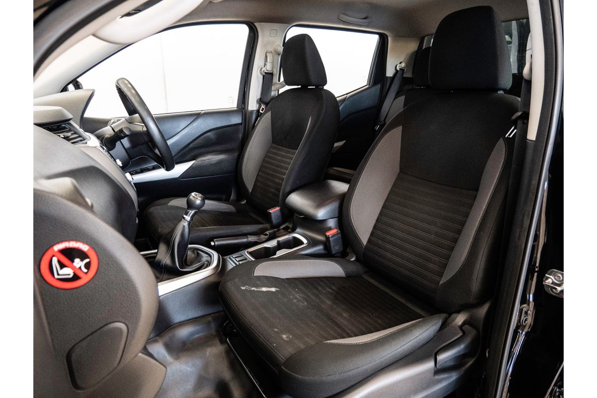 2022 Nissan Navara SL D23 Rear Wheel Drive