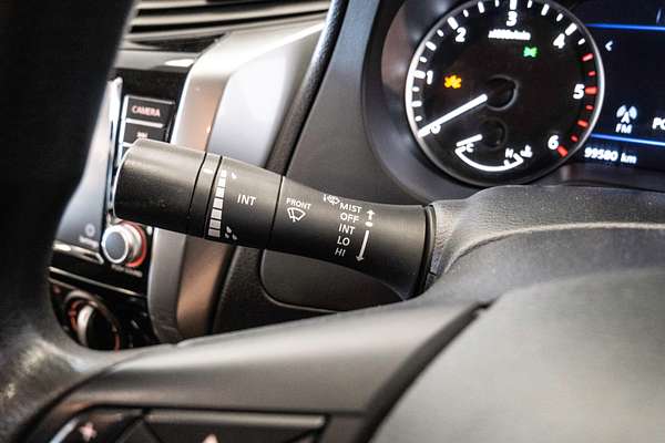 2022 Nissan Navara SL D23 Rear Wheel Drive