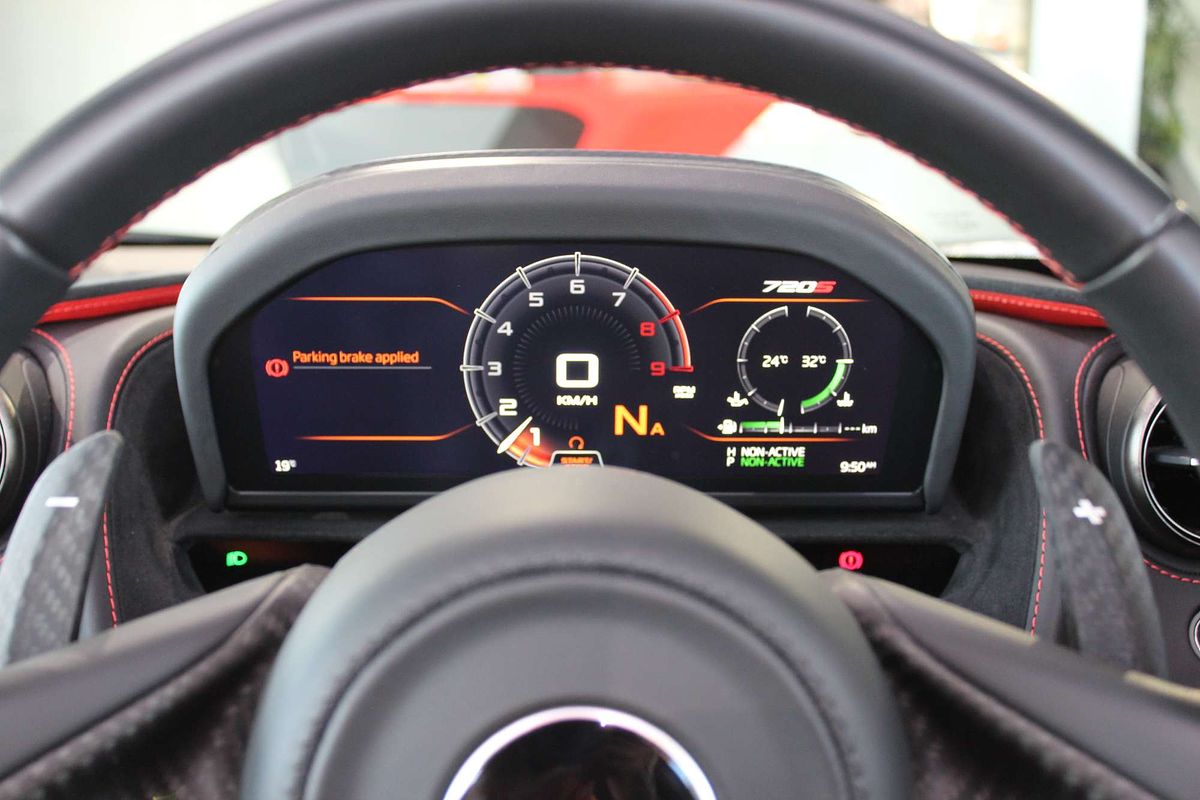 2019 McLaren 720S P14