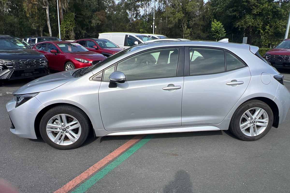 2021 Toyota Corolla Ascent Sport MZEA12R