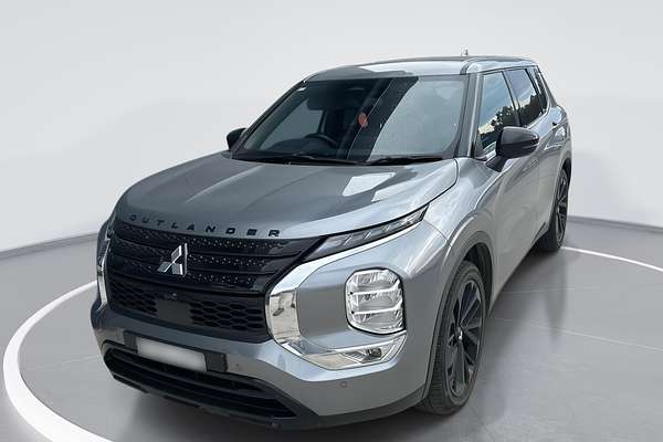 2023 Mitsubishi Outlander LS ZM