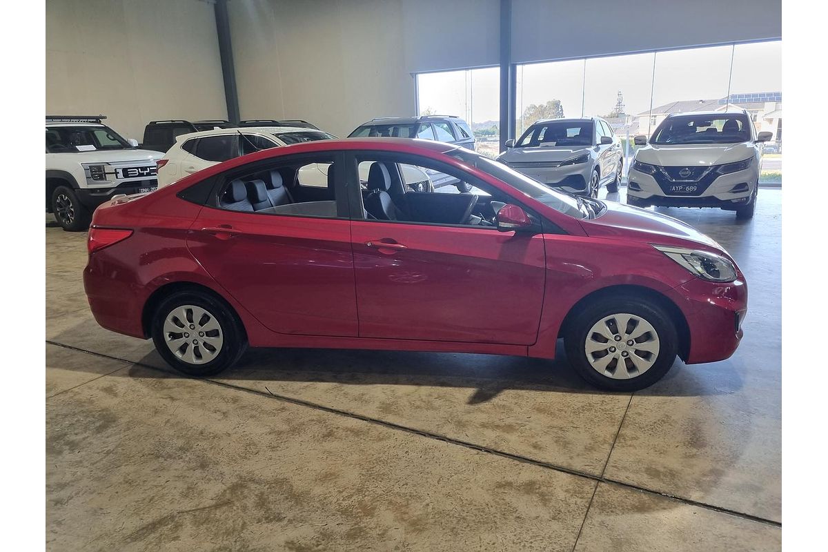 2015 Hyundai Accent Active RB3