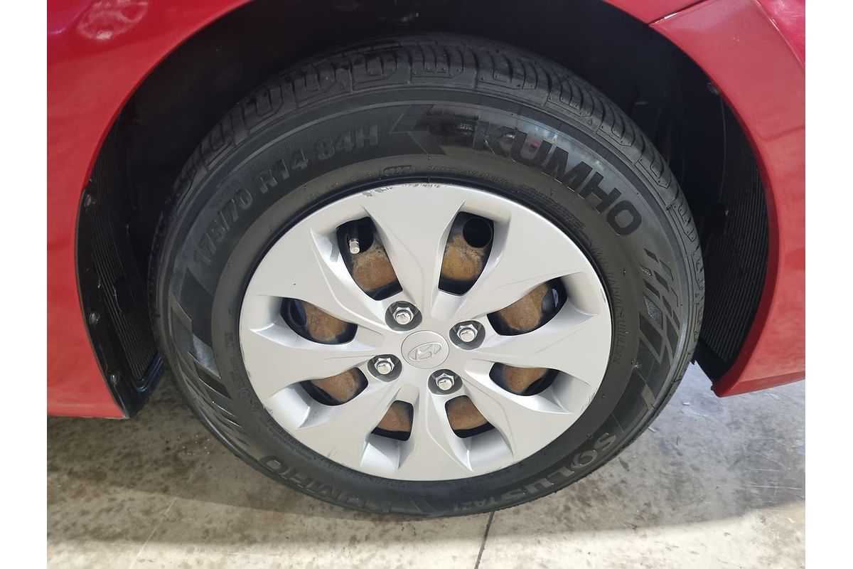 2015 Hyundai Accent Active RB3