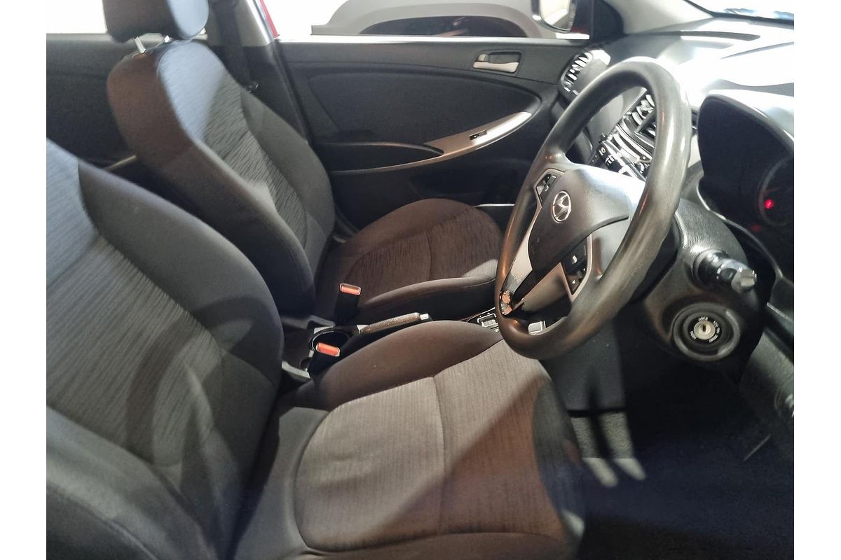 2015 Hyundai Accent Active RB3