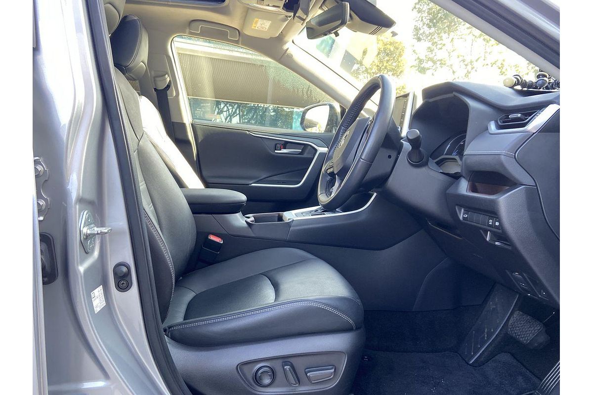2022 Toyota RAV4 Cruiser AXAH52R