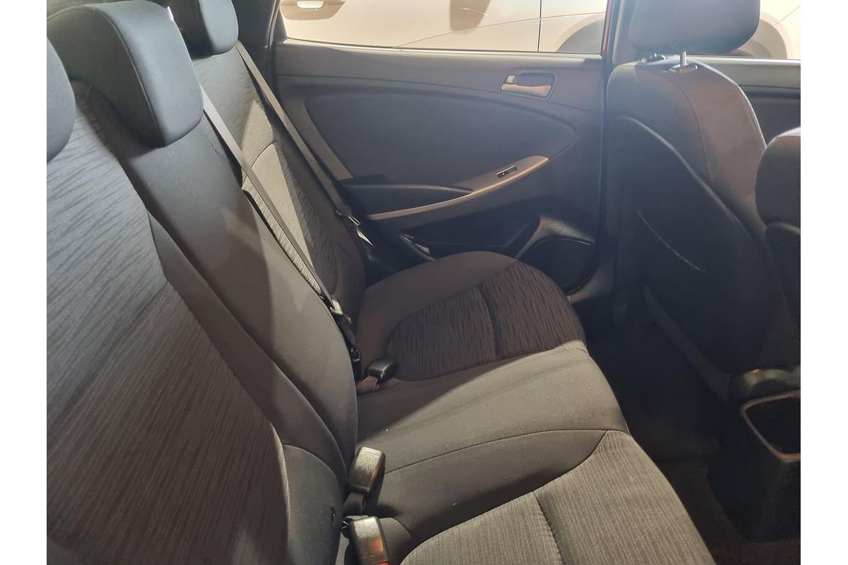 2015 Hyundai Accent Active RB3