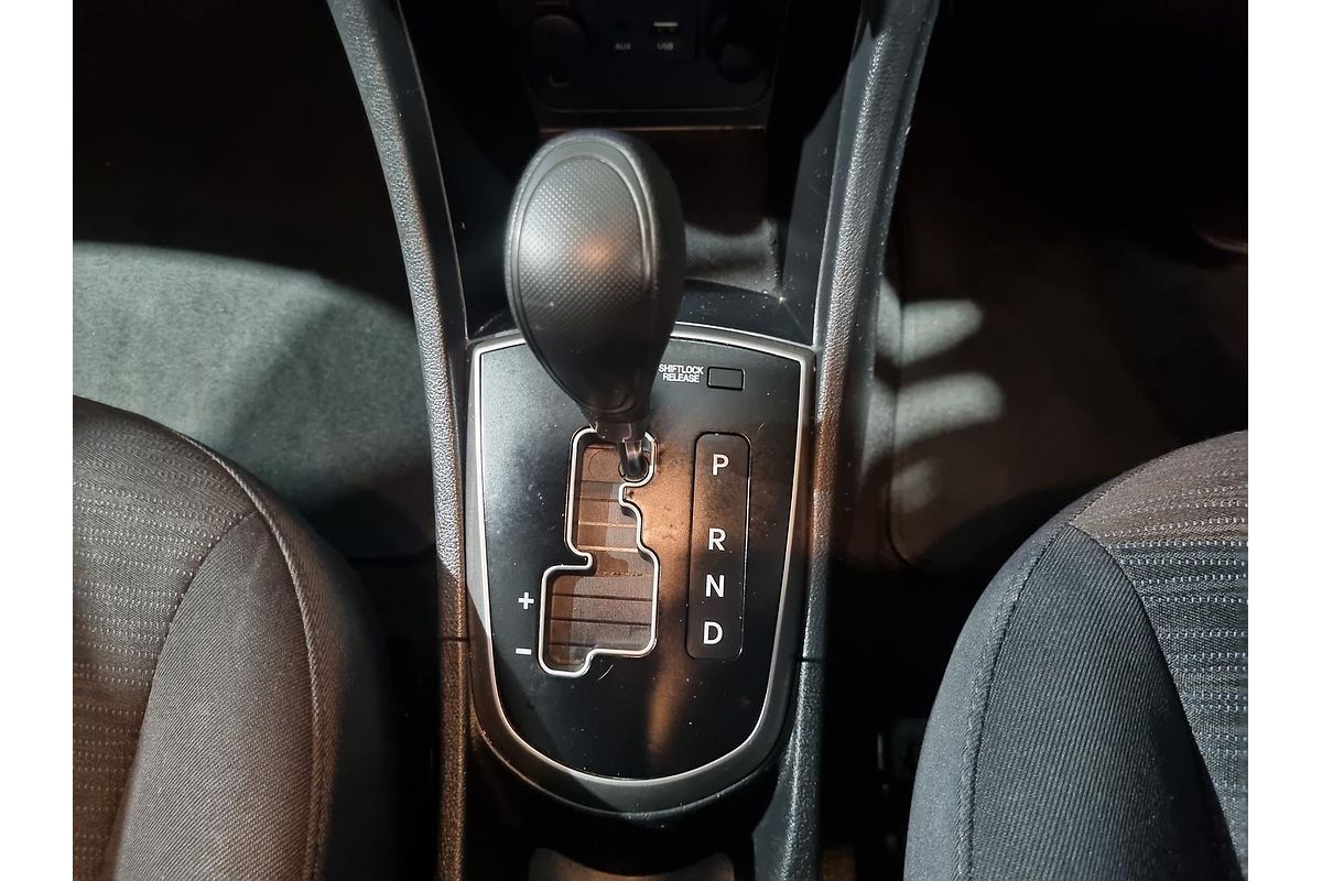 2015 Hyundai Accent Active RB3