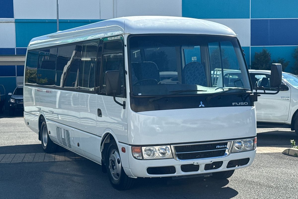 2016 Mitsubishi ROSA BUS DELUXE BE600