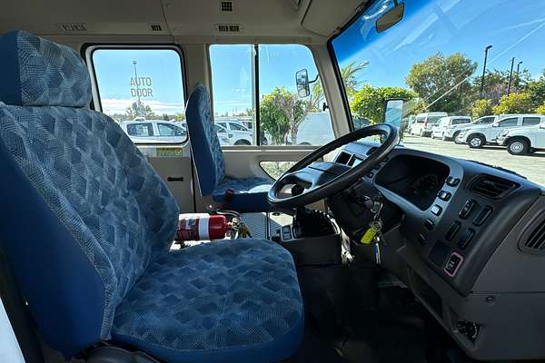 2016 Mitsubishi ROSA BUS DELUXE BE600