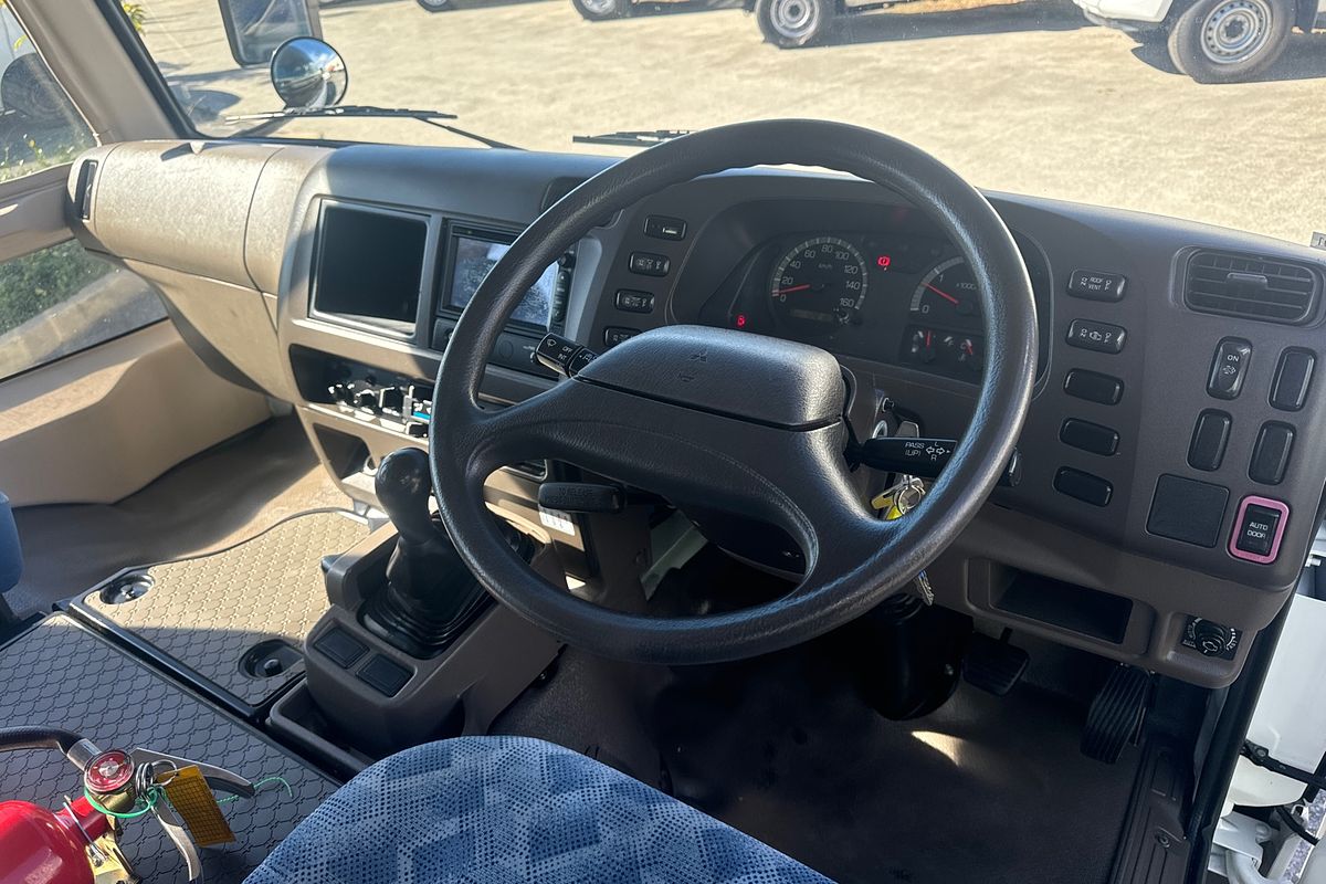 2016 Mitsubishi ROSA BUS DELUXE BE600
