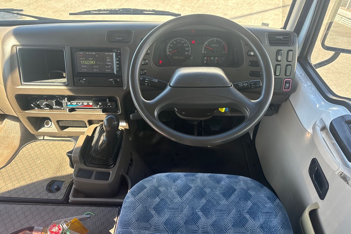 2016 Mitsubishi ROSA BUS DELUXE BE600