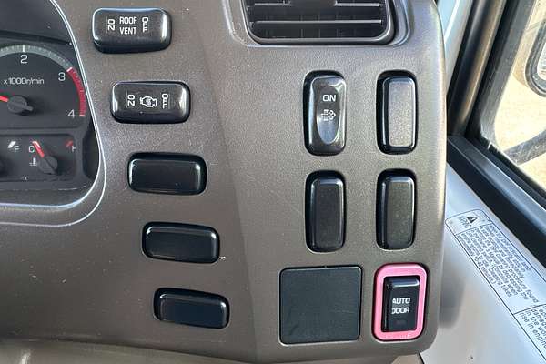 2016 Mitsubishi ROSA BUS DELUXE BE600