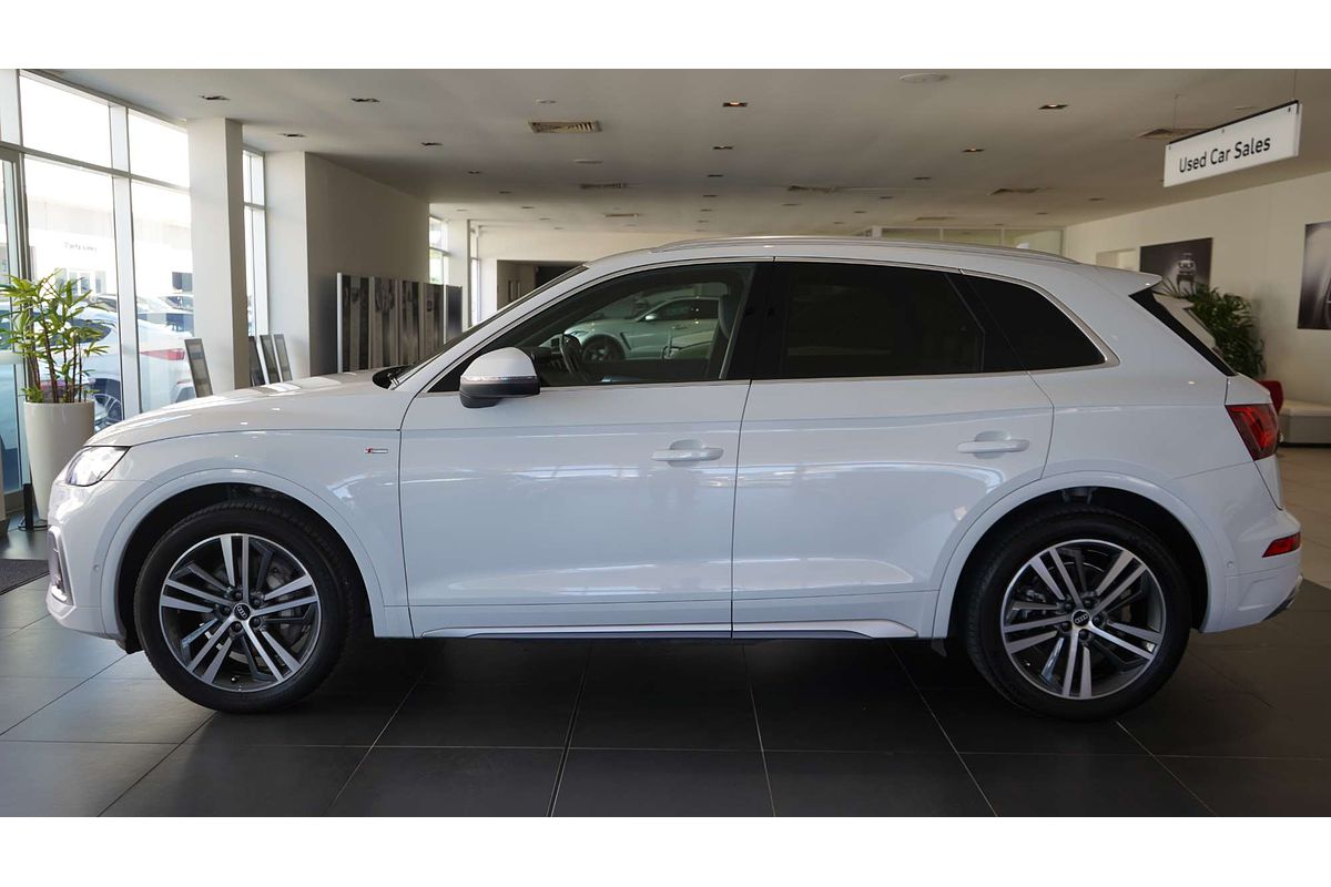 2021 Audi Q5 50 TDI S line FY