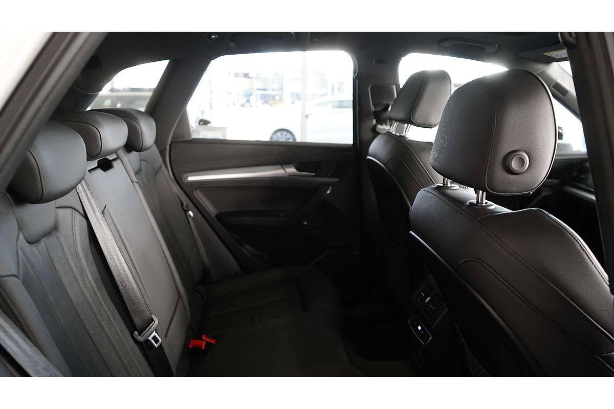 2021 Audi Q5 50 TDI S line FY