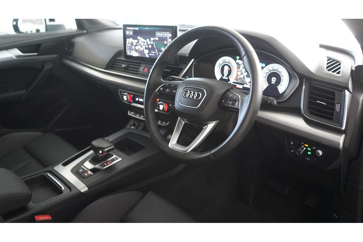 2021 Audi Q5 50 TDI S line FY