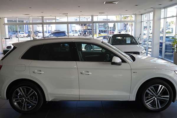 2021 Audi Q5 50 TDI S line FY