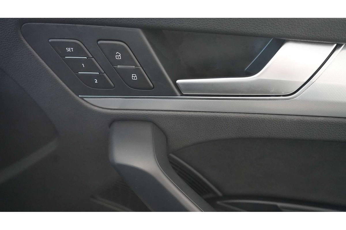 2021 Audi Q5 50 TDI S line FY