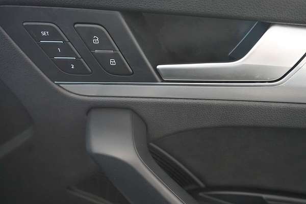 2021 Audi Q5 50 TDI S line FY
