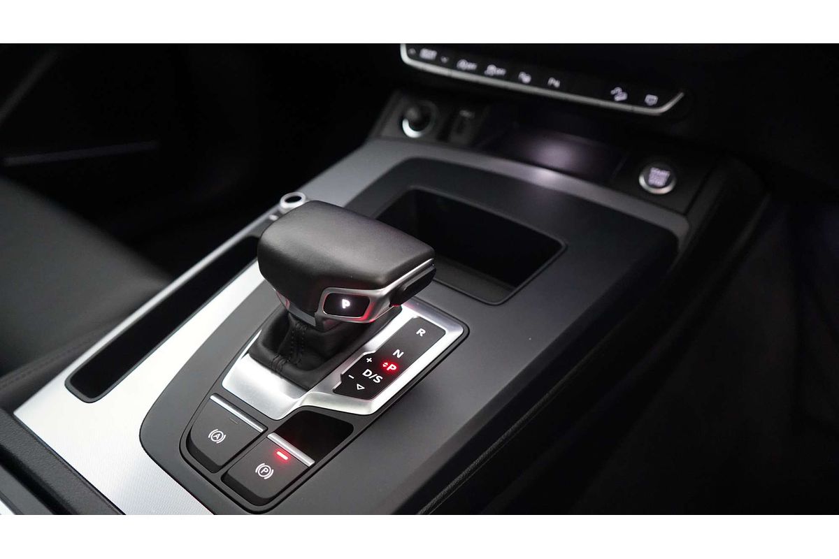 2021 Audi Q5 50 TDI S line FY