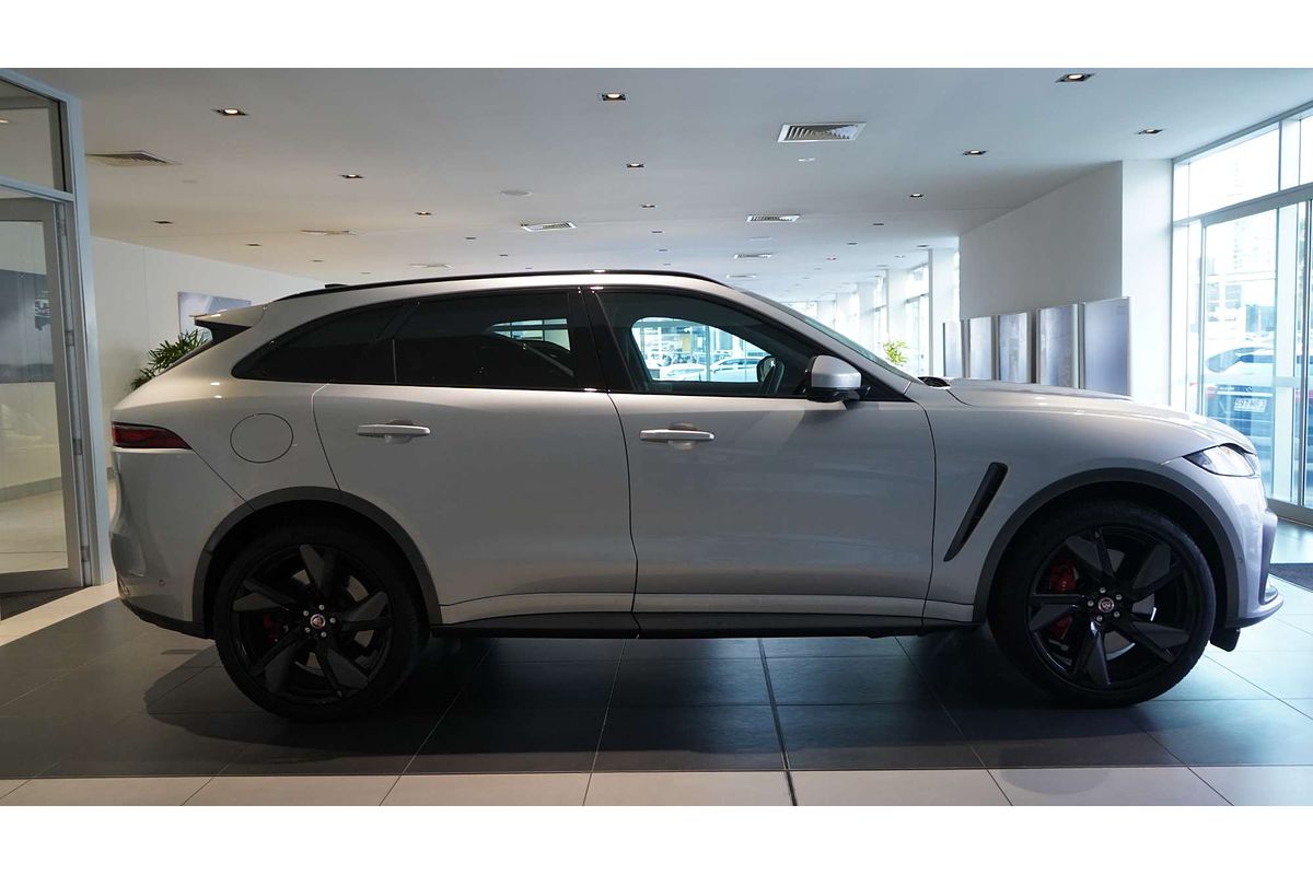 2021 Jaguar F-PACE SVR X761